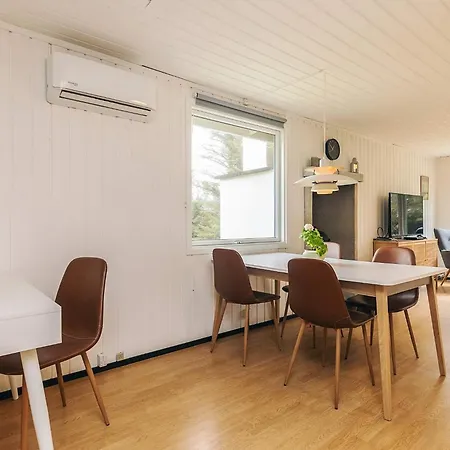 6 Person In * Løkken